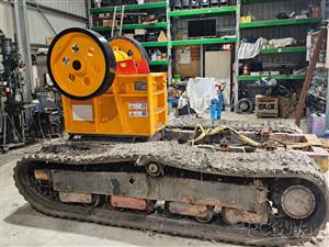 DIY Tracked Crusher Turning Waste Concrete into Aggregate
