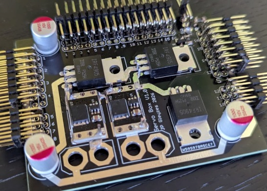 servoBoxV1soldered.jpg