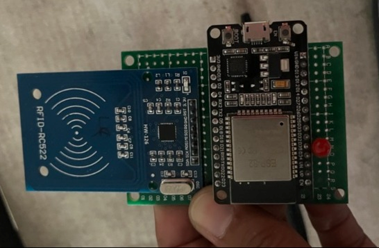 esp32 with rc522.jpg