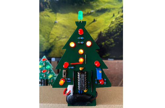 DIY Christmastree Assembled v3.1x.png