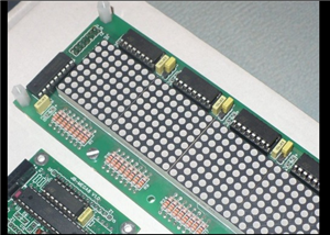 JB LED MATRIX 40x8 V1.0 --- Stackable THT Scrolling Text LED Matrix Panel