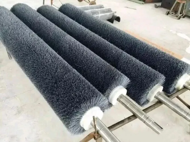 Non-Woven Roller Brushing